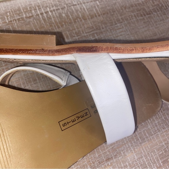 STEVEN NEW YORK WHITE WITH SILVER TOE BAND LEATHER  COMFORT SANDALS SIZE 8.5 M - Picture 7 of 16